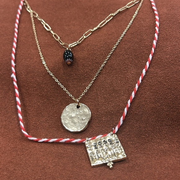 Brand New Free people summer in Italy multi strain gold charm layer necklace - Picture 4 of 6